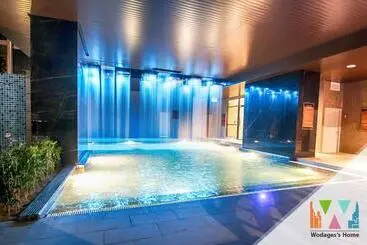 Hotel Expressionz Professional Suites By Zen Home