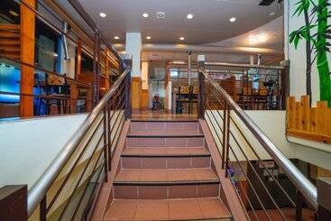 Hotel Reddoorz @ Fields Avenue Angeles City