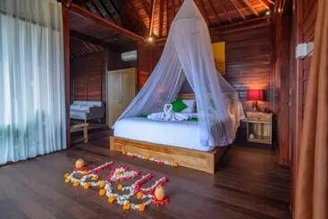 Bed and Breakfast Patal Kikian Villa