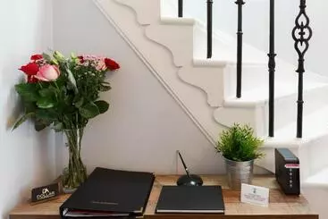 Apartaments turístics Dollar Apartments At 41