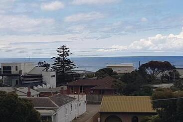 בית מלון כפרי Ocean Grove Chalet