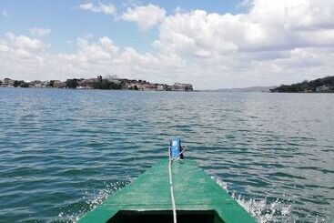 هتل Villa Los Arcos