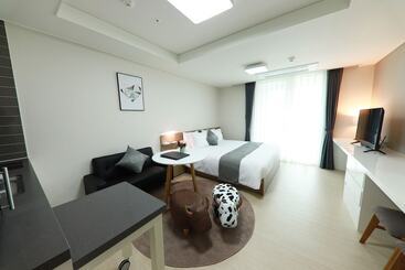 דירות לתיירים Leeinstay