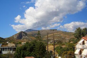 ホテル Hercules Seafront Studios