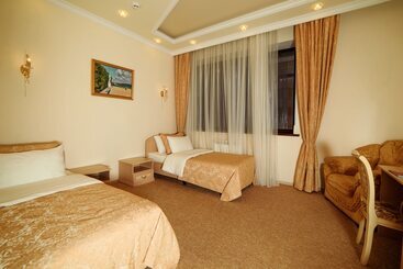 ホテル Versailles