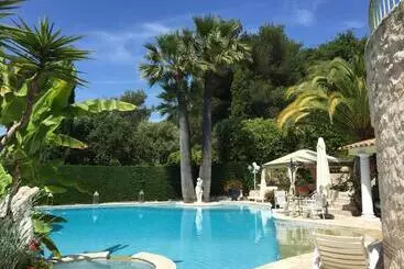 مسافرخانه La Bergerie B&b