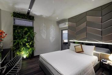 هتل Bonita Signature