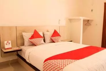 Hotel Oyo 174 Desilva Bandara