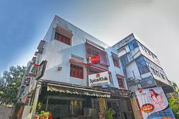 هتل Brill Rooms Near City Centre Metro Station