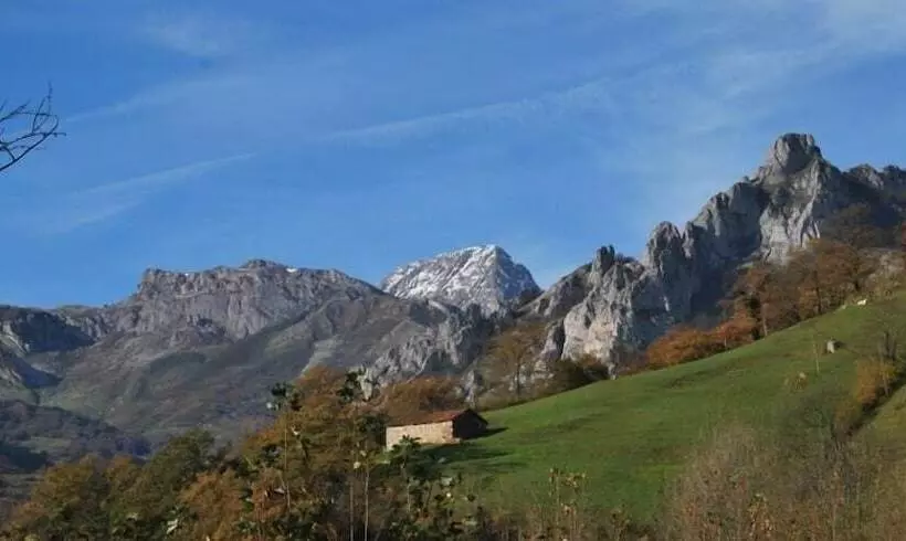 مسافرخانه Hosteria Del Huerna