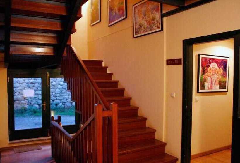 Hostel Hosteria Del Huerna