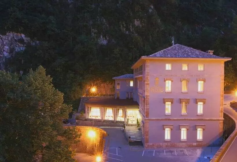 Arcea Gran Hotel Pelayo