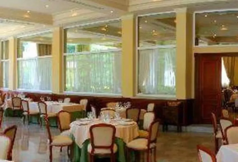 Arcea Gran Hotel Pelayo