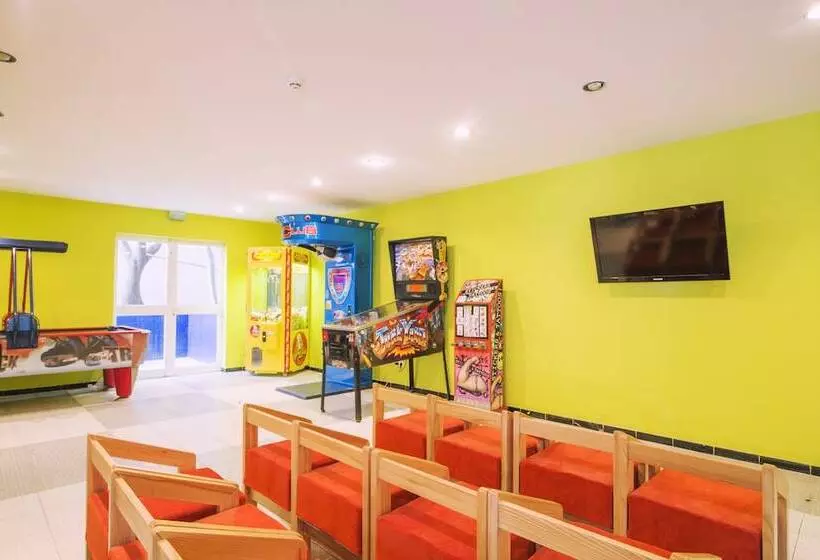 Azuline Hotel Bahamas Y Bahamas Ii