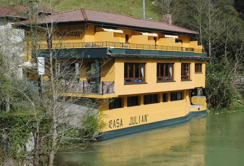 فندق Casa Julián
