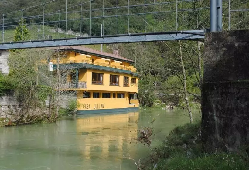 فندق Casa Julián
