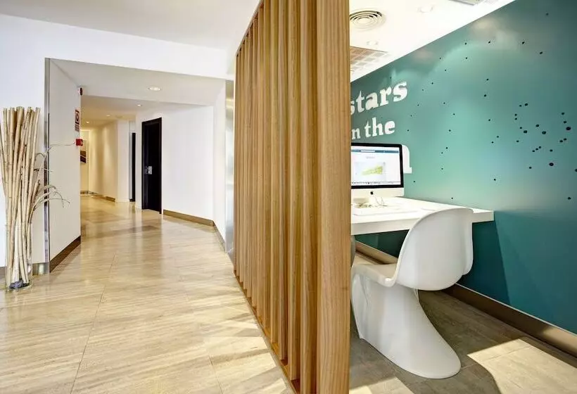 Отель Costa Azul