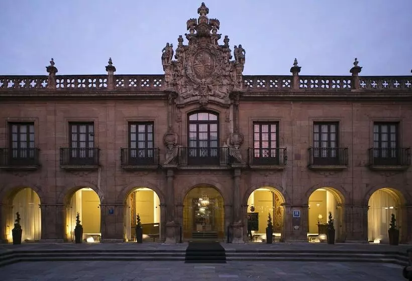 Eurostars Hotel De La Reconquista