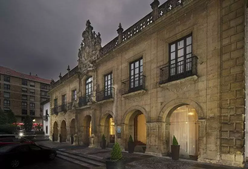 Eurostars Hotel De La Reconquista