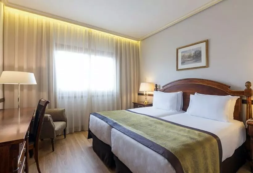 בית מלון כפרי Exe Reina Isabel