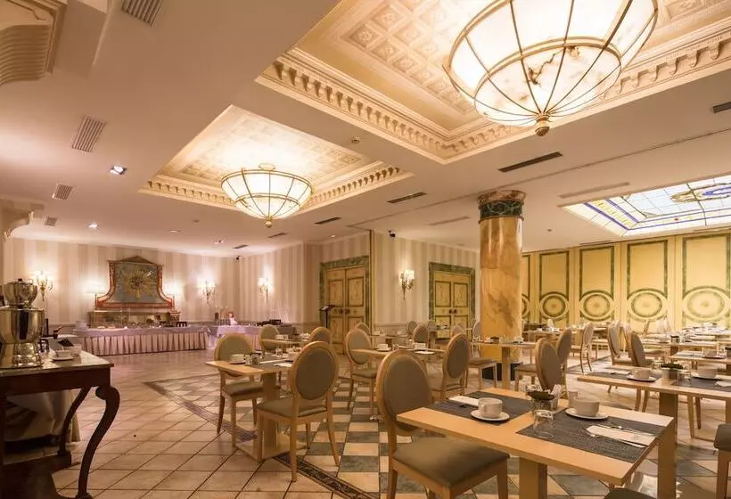 בית מלון כפרי Exe Reina Isabel