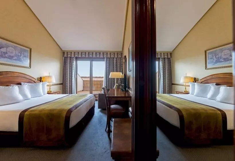 בית מלון כפרי Exe Reina Isabel