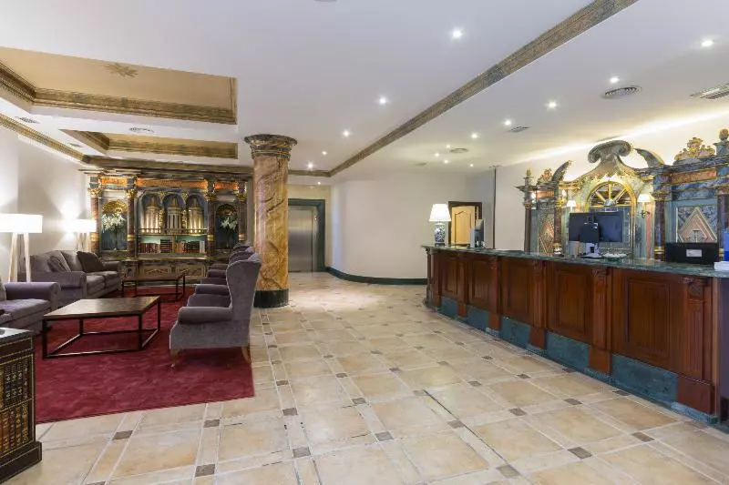 בית מלון כפרי Exe Reina Isabel