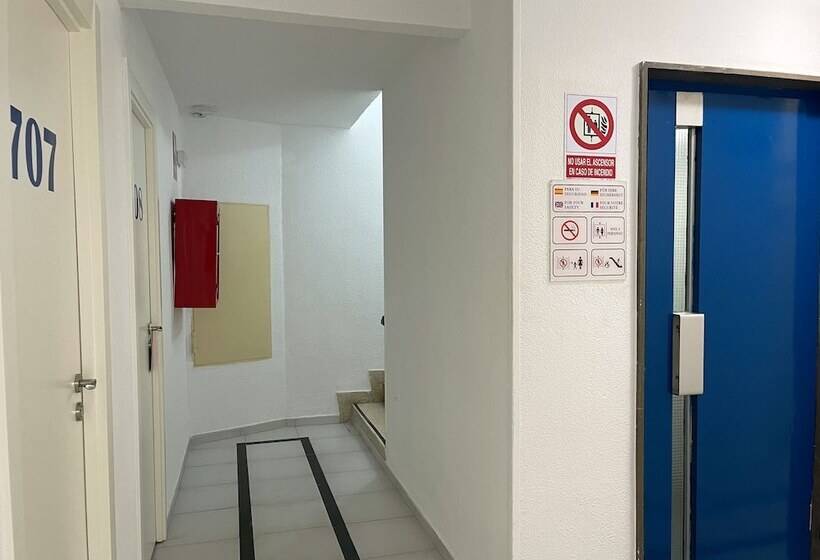 هتل Flats Friends Mar Blau