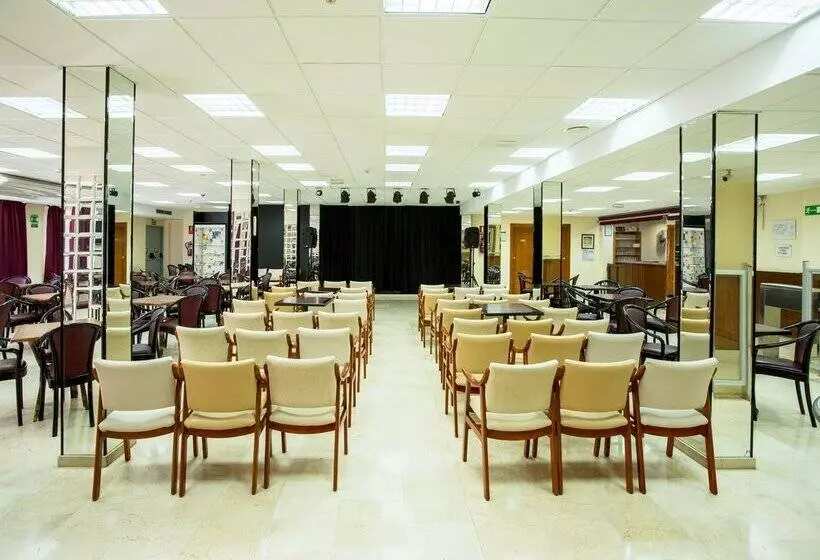 فندق Magic Villa De Benidorm