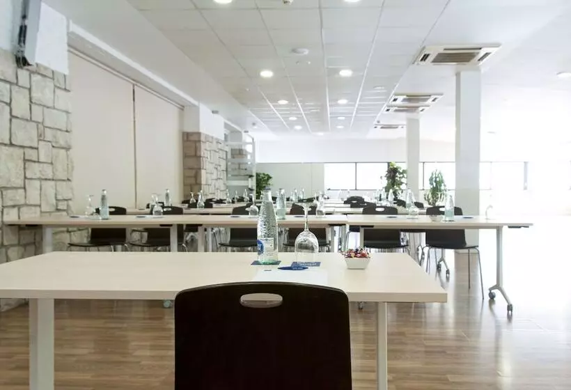 호텔 Maya Alicante