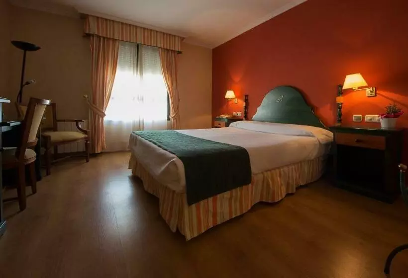 فندق Rio Badajoz