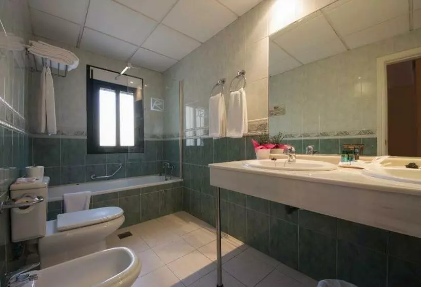 فندق Rio Badajoz