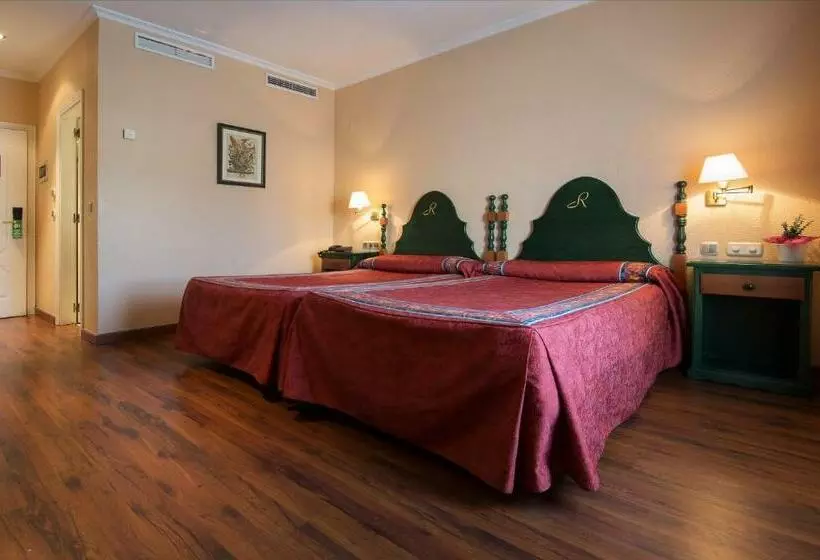 فندق Rio Badajoz