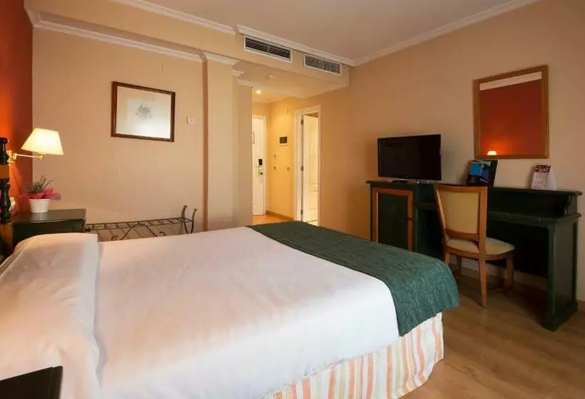 فندق Rio Badajoz