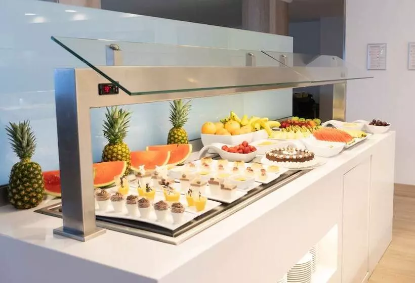 Отель Millor Sol