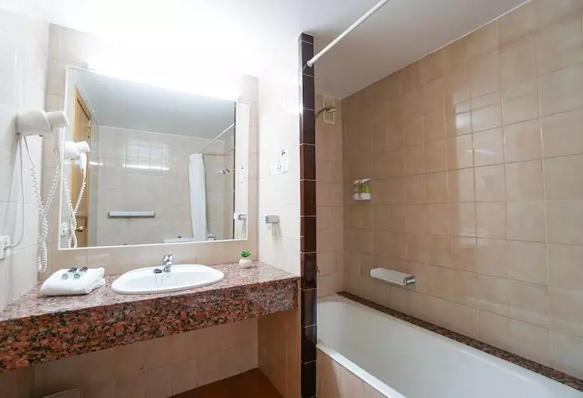 Отель Millor Sol