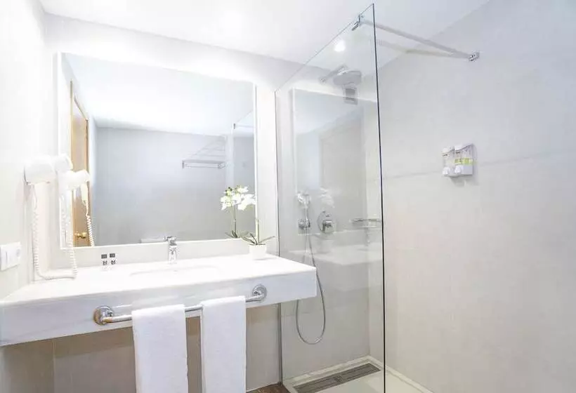 Отель Millor Sol