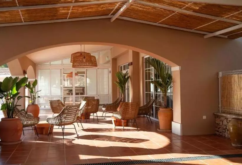 Отель Montepiedra 4    Sup