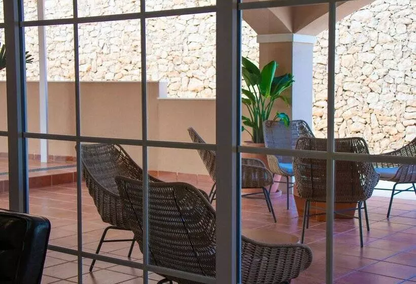 Отель Montepiedra 4    Sup