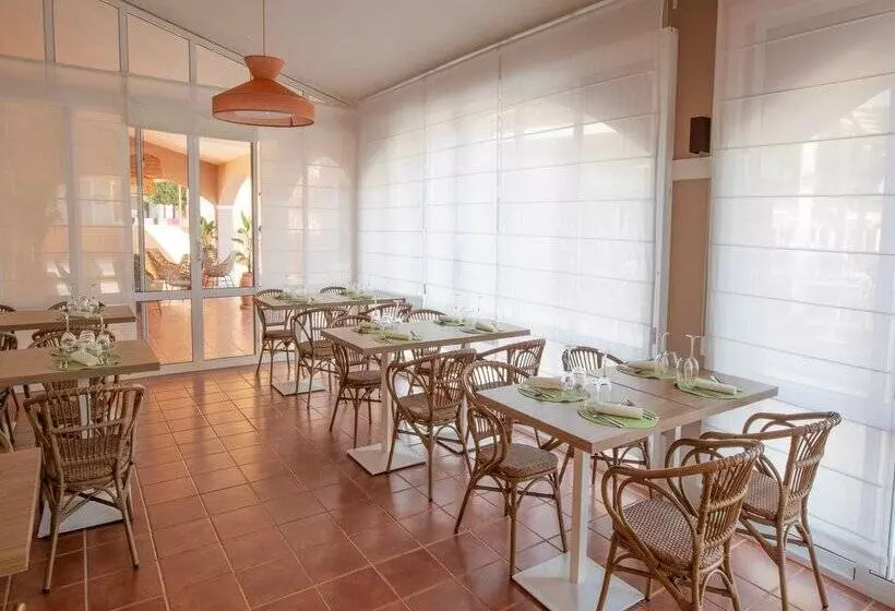 Отель Montepiedra 4    Sup