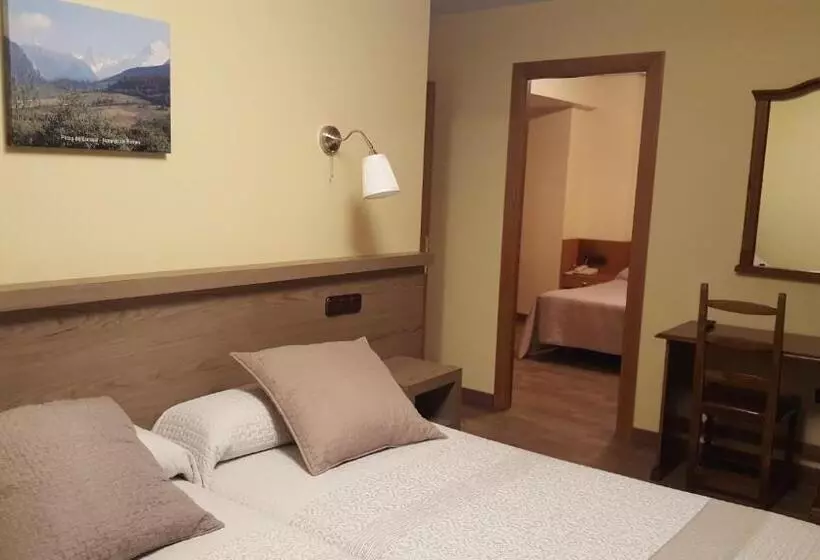 ホテル Naranjo De Bulnes