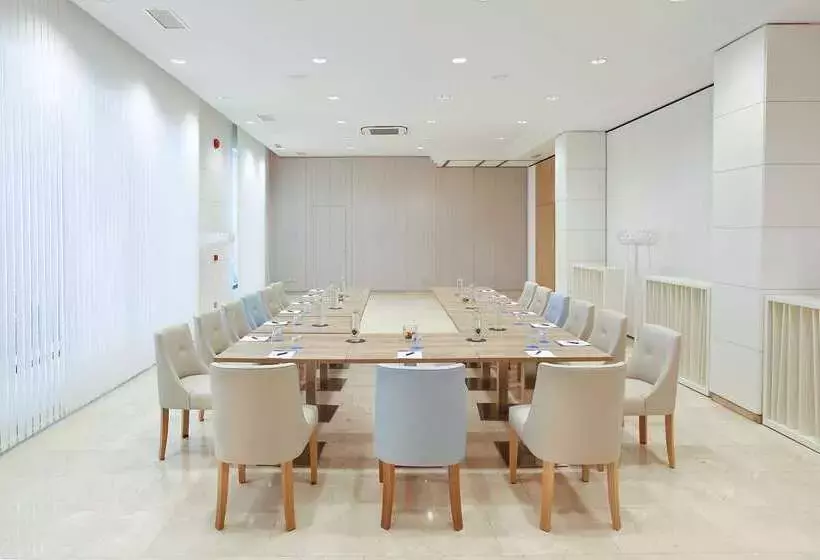 Hotel NH Canciller Ayala Vitoria