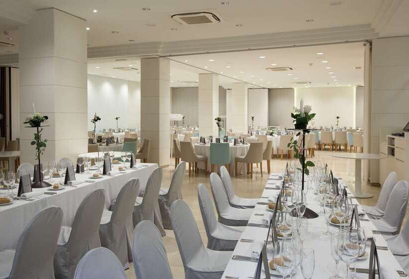 Hotel NH Canciller Ayala Vitoria