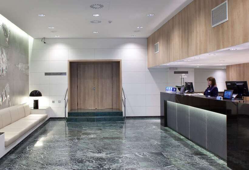 Hotel NH Canciller Ayala Vitoria