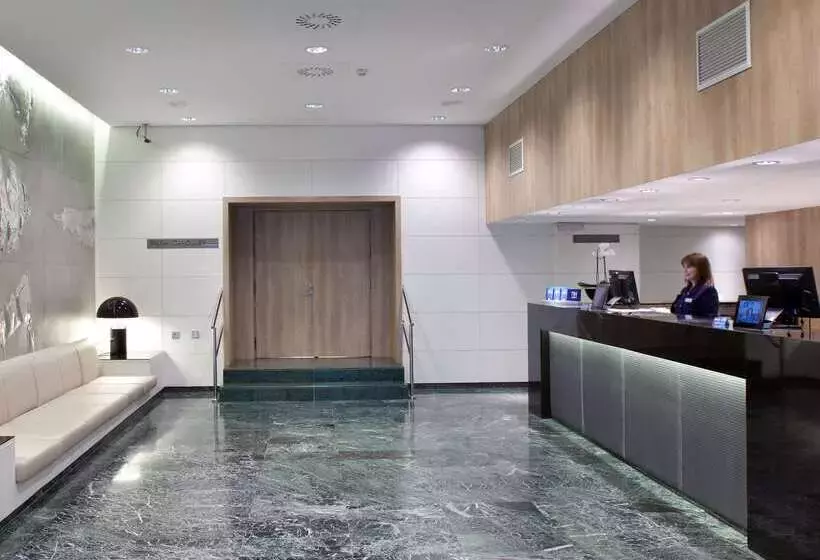 Hotel NH Canciller Ayala Vitoria