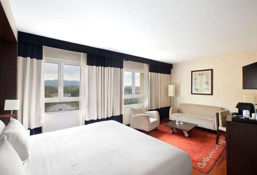 Hotel NH Canciller Ayala Vitoria