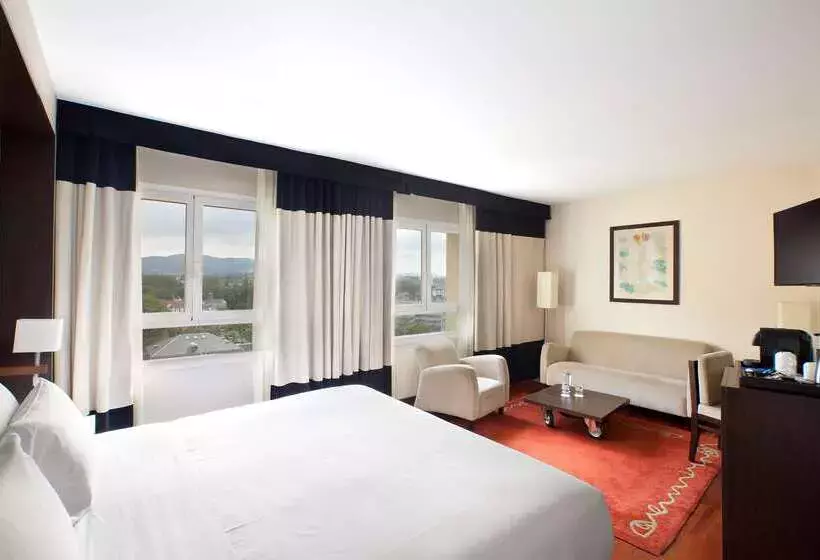 Hotel NH Canciller Ayala Vitoria