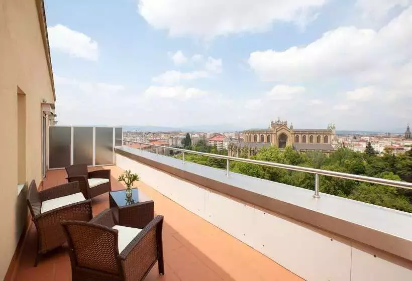 Hotel NH Canciller Ayala Vitoria