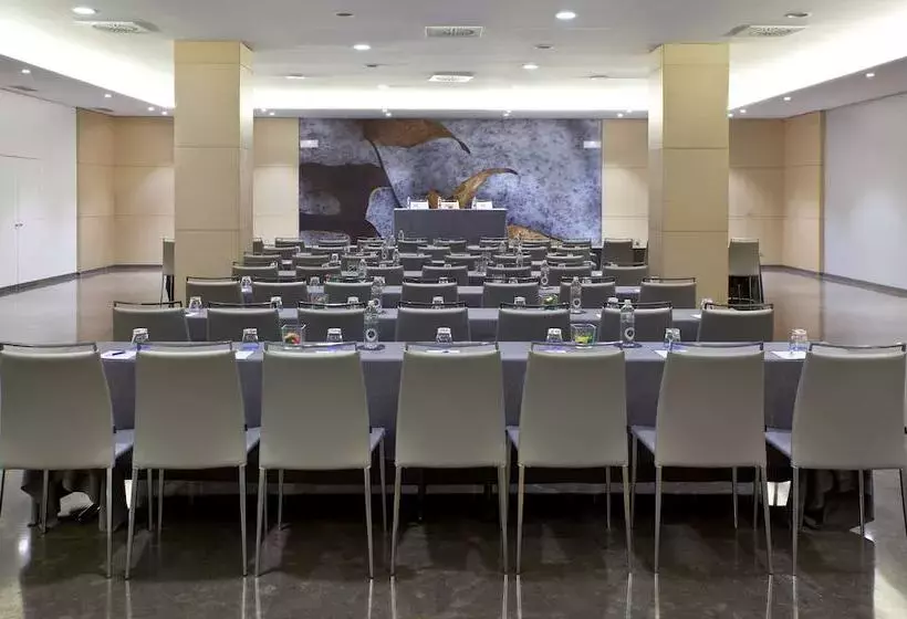 Hotel NH Canciller Ayala Vitoria