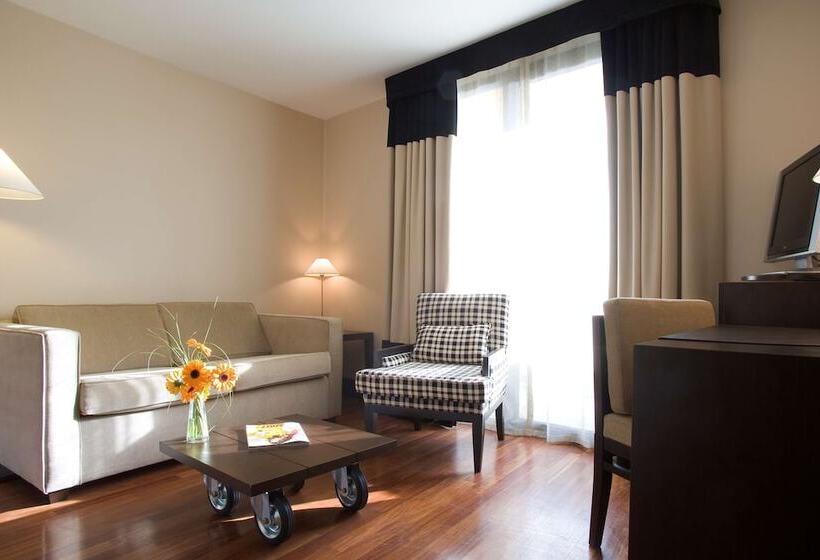 Hotel NH Canciller Ayala Vitoria